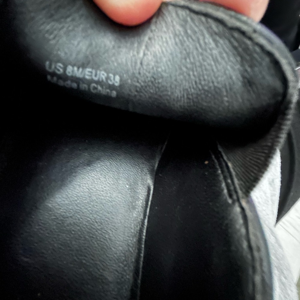 Vince Black Patent Leather Slip On - Picture 4 of 4